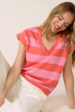 Holland V Neck Sweatshirt - Image 5